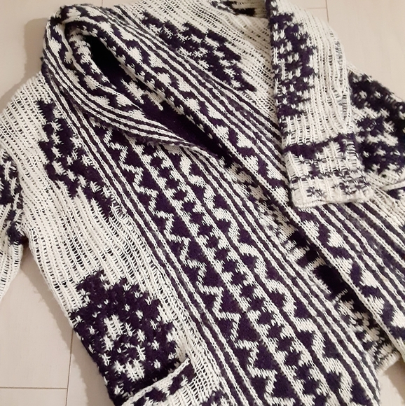 Forever 21 Knit Cardigan - Picture 2 of 4